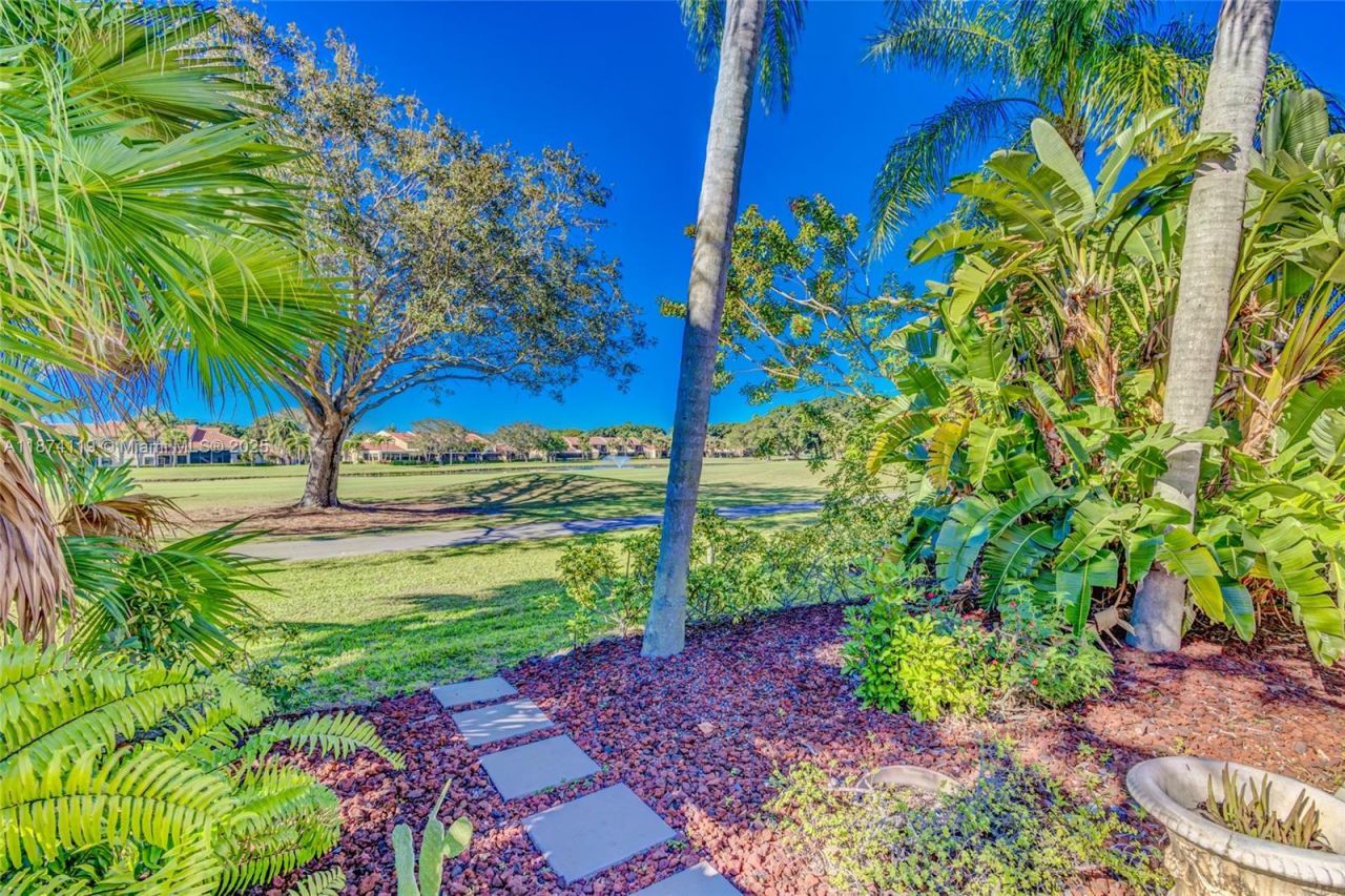 30 Windsor Ln, Palm Beach Gardens, FL 33418 Photo