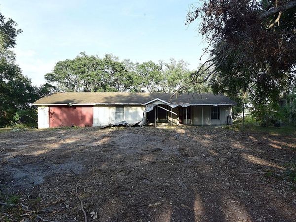 7610 ANNA AVENUE, GIBSONTON, FL 33534