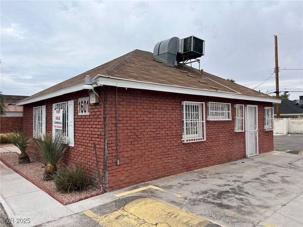 1601 S Maryland Parkway, Las Vegas, NV 89104