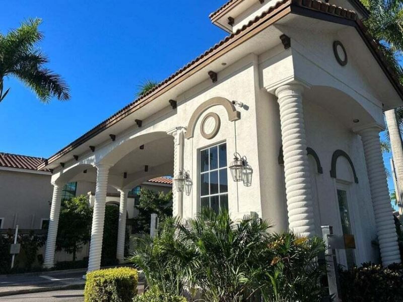 4199 Napoli Lake Drive, Riviera Beach, FL 33410 Photo