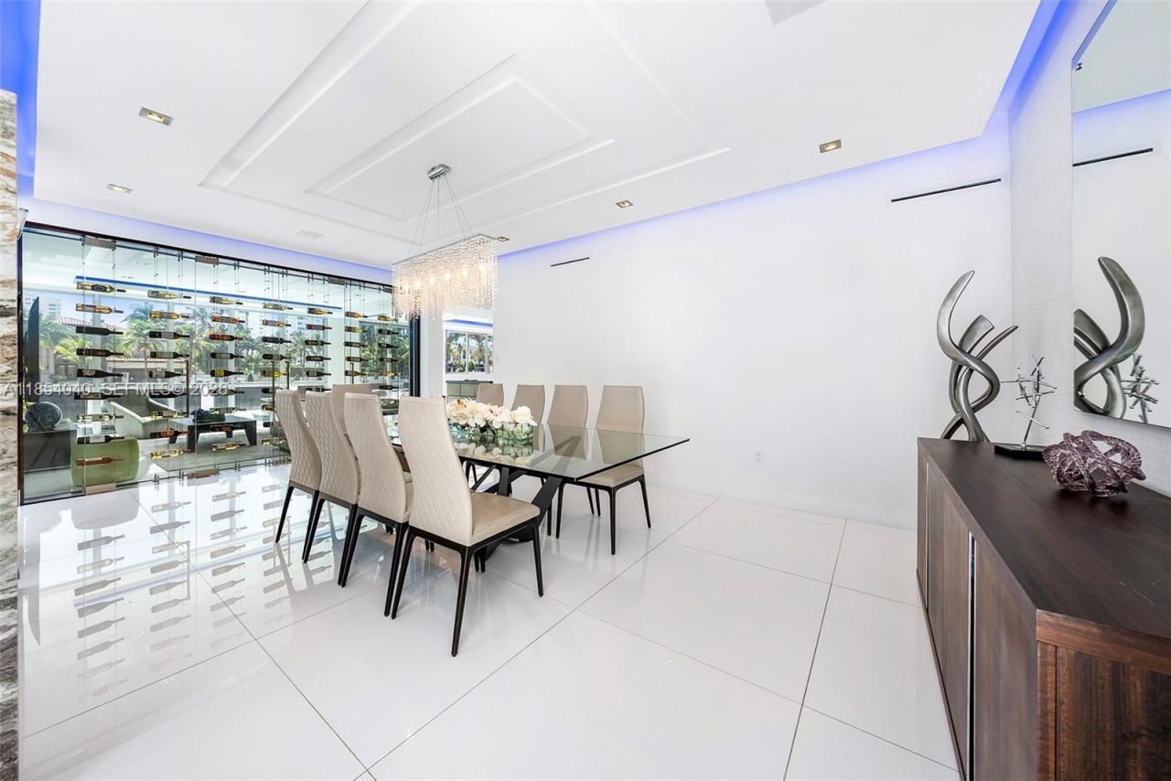 300 Royal Plaza Dr, Fort Lauderdale, FL 33301 Photo