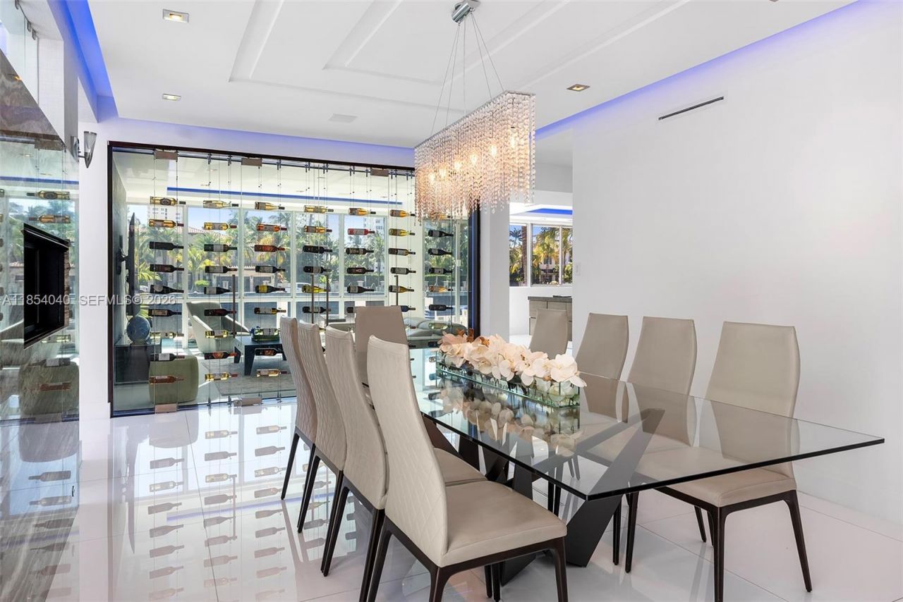 300 Royal Plaza Dr, Fort Lauderdale, FL 33301 Photo