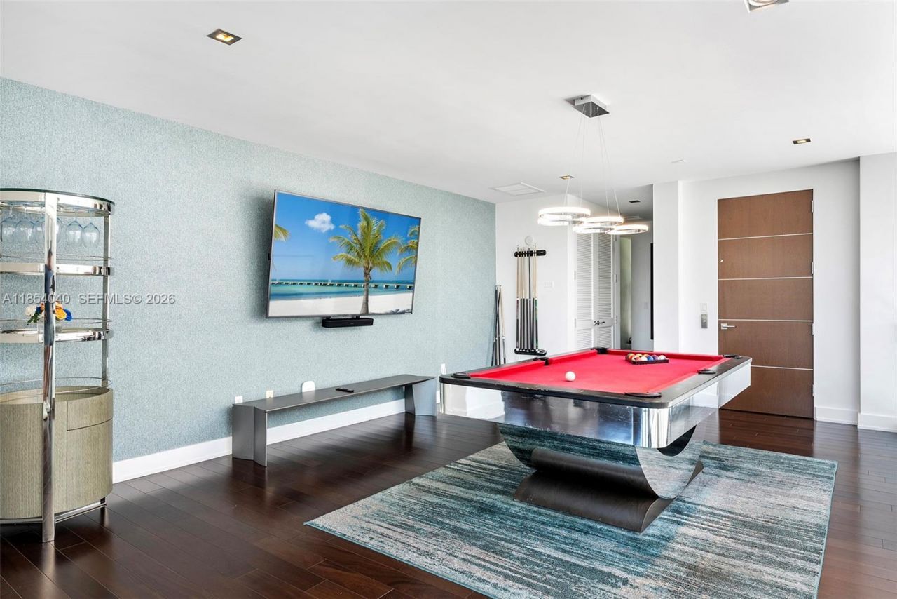 300 Royal Plaza Dr, Fort Lauderdale, FL 33301 Photo