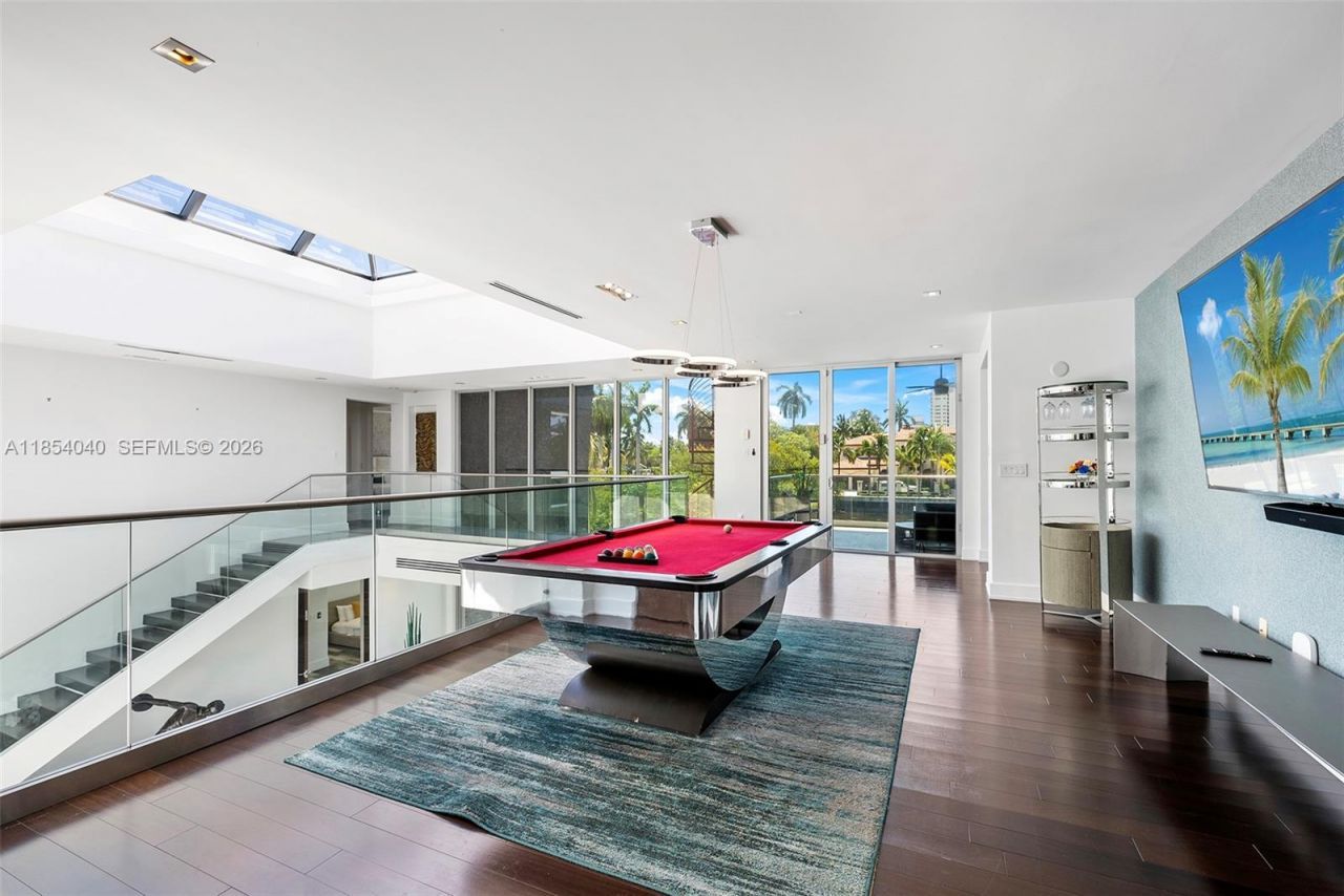 300 Royal Plaza Dr, Fort Lauderdale, FL 33301 Photo
