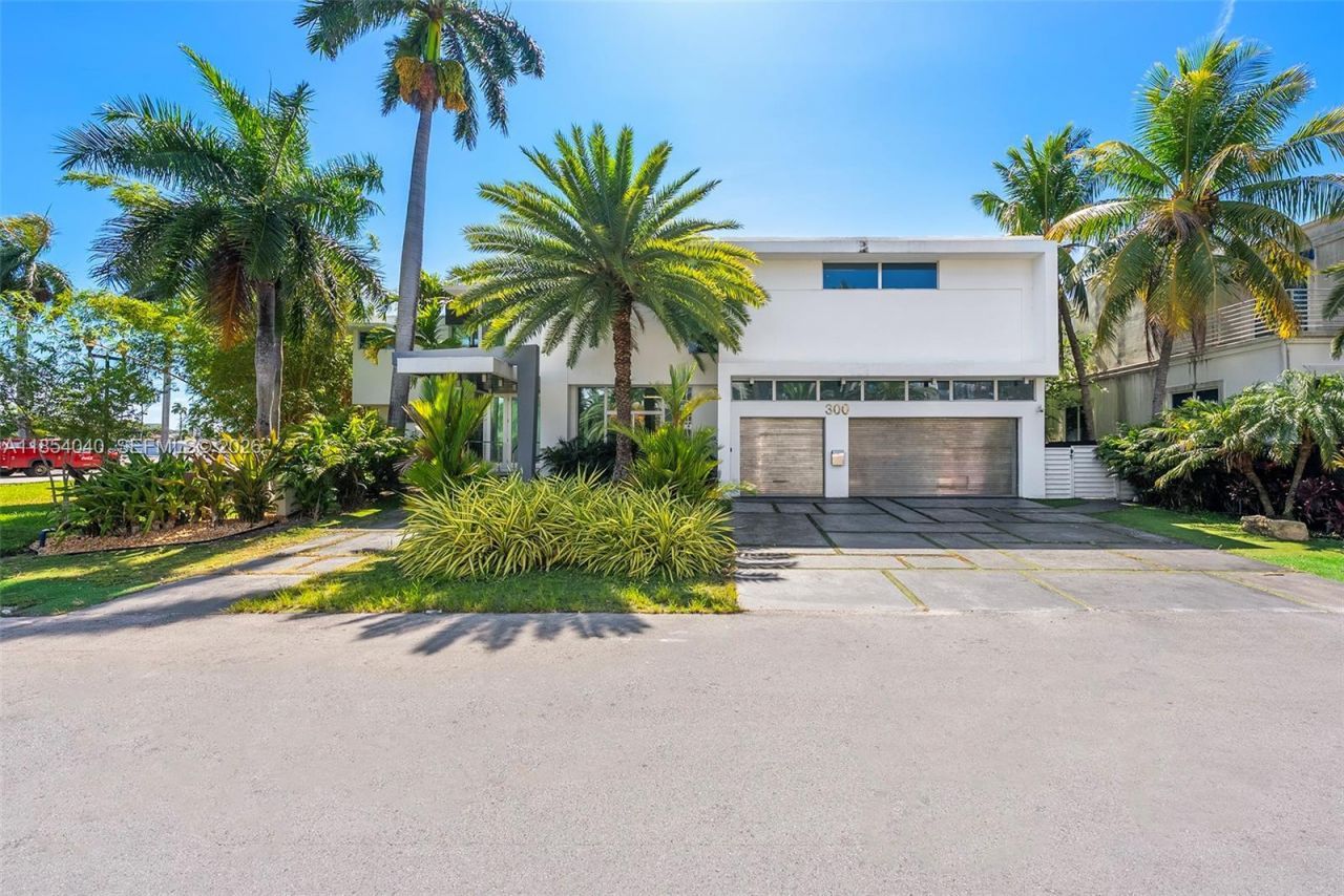 300 Royal Plaza Dr, Fort Lauderdale, FL 33301 Photo