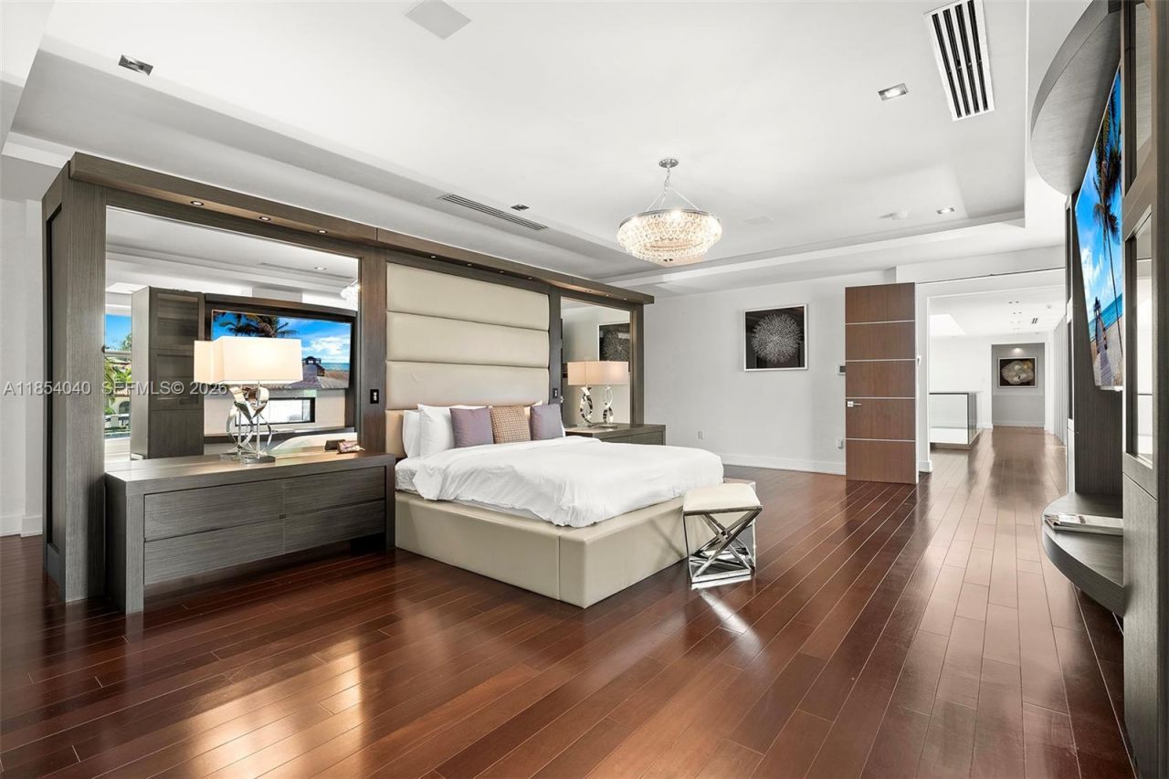 300 Royal Plaza Dr, Fort Lauderdale, FL 33301 Photo