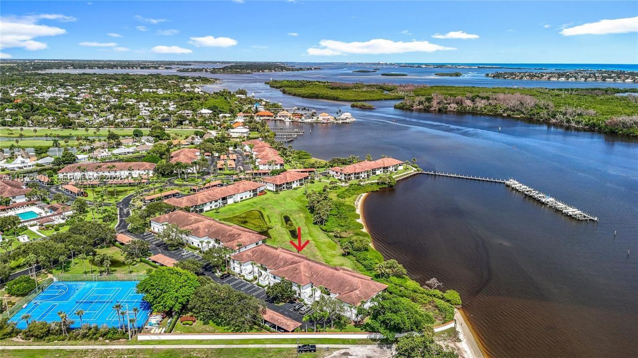 6082 SE Landing Way, Unit 11, Stuart, FL 34997 Photo