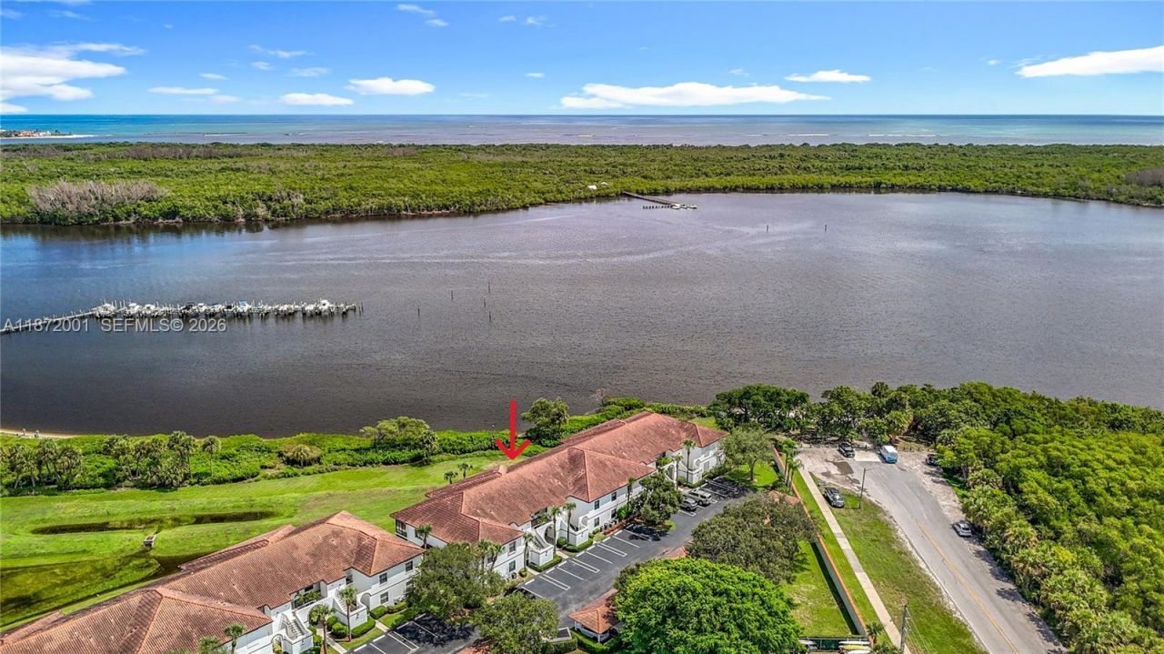 6082 SE Landing Way, Unit 11, Stuart, FL 34997 Photo