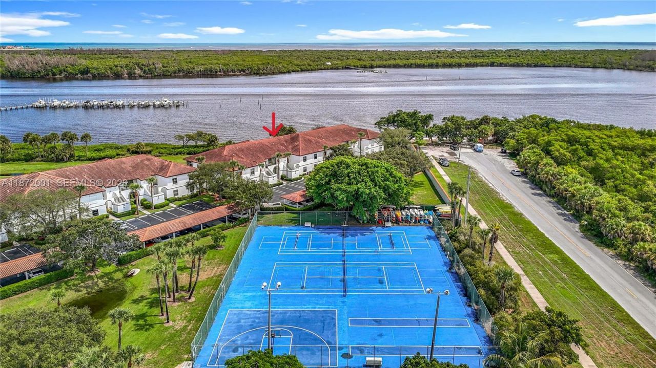 6082 SE Landing Way, Unit 11, Stuart, FL 34997 Photo