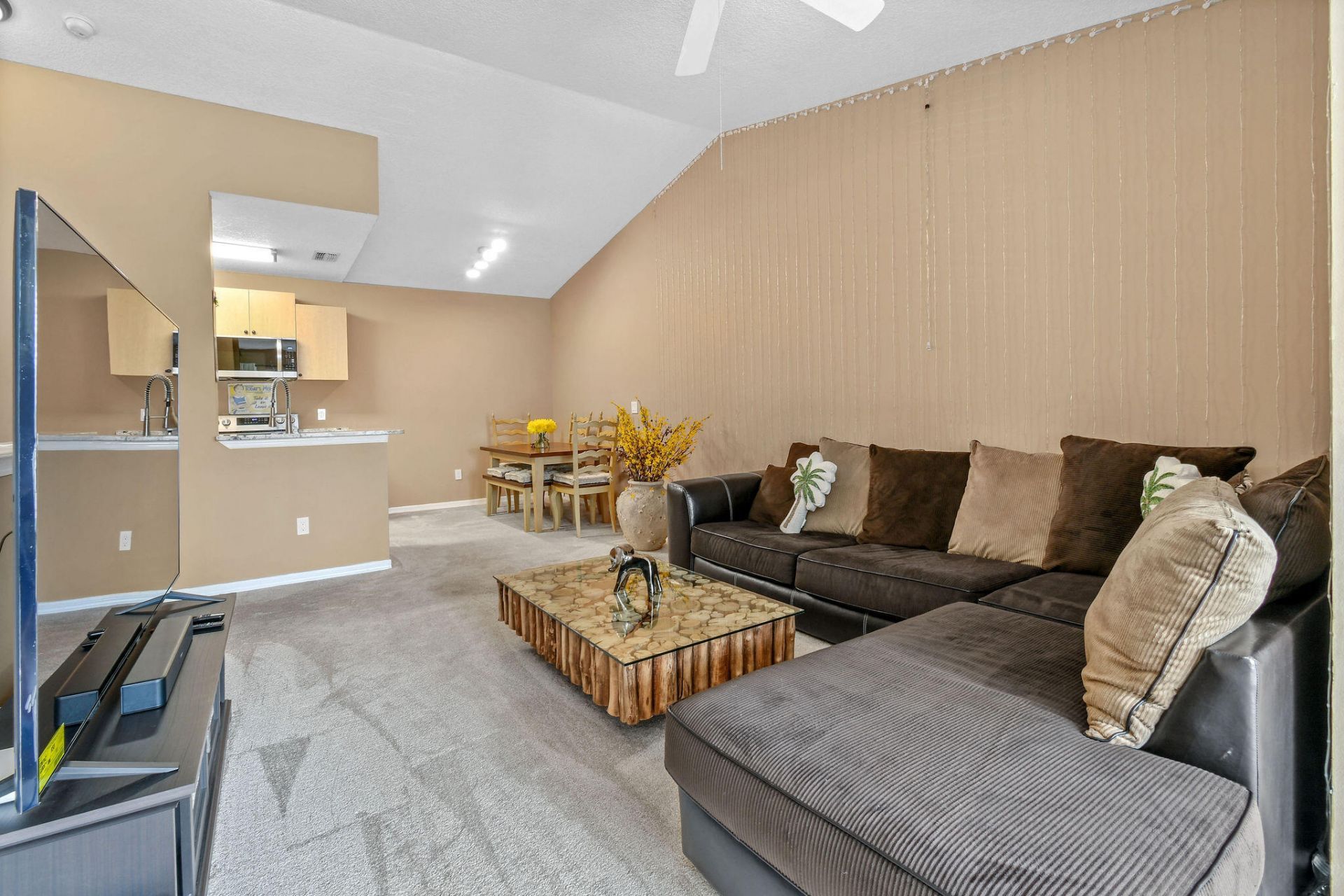 10354 Fox Trail Road S, Unit 1505, West Palm Beach, FL 33411 Photo