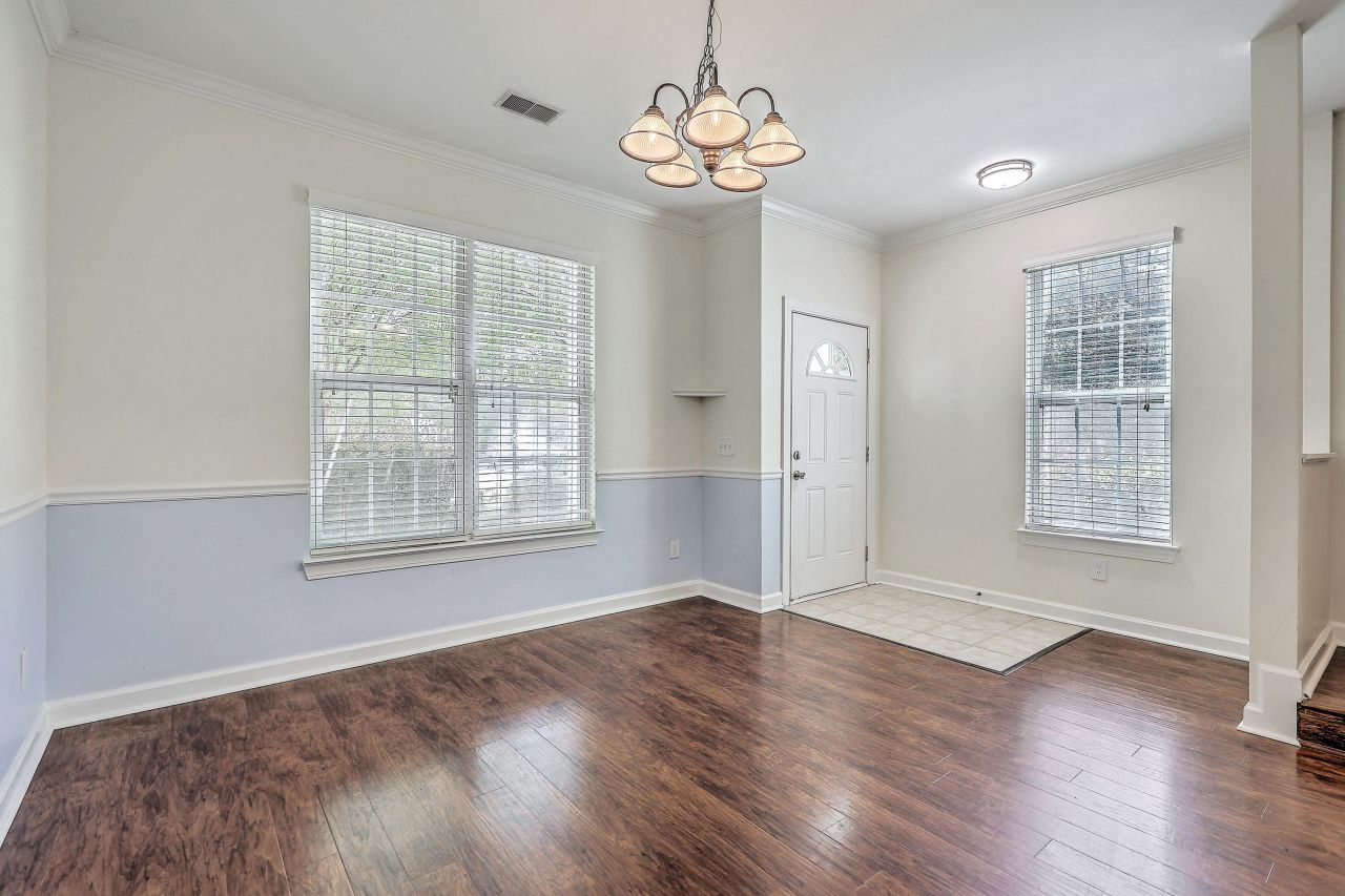 2935 Sweetleaf Lane Photo 7