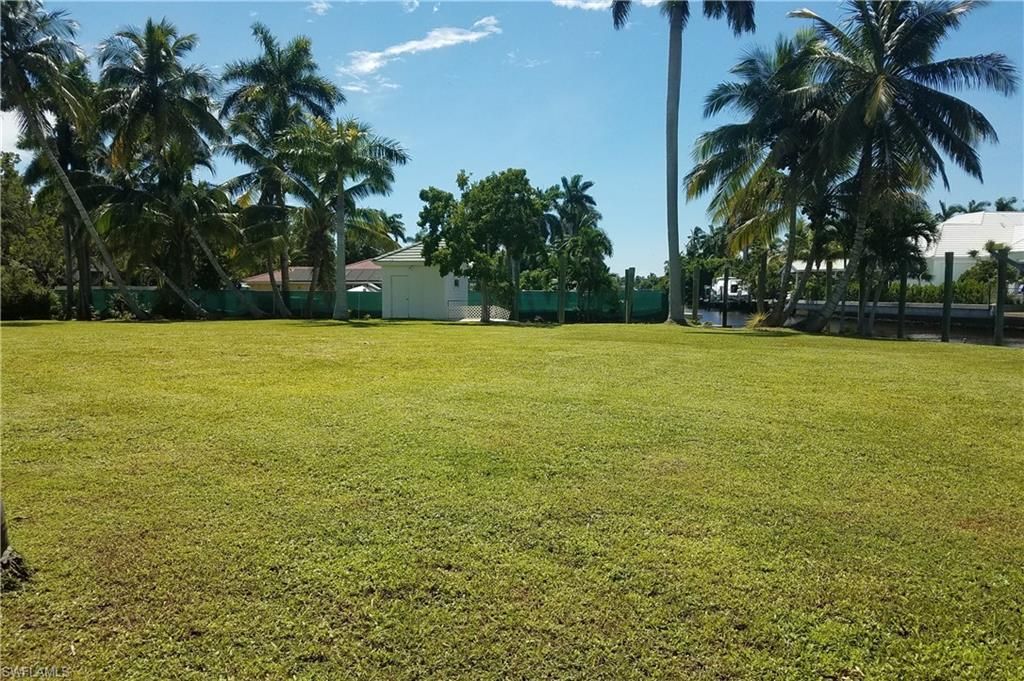 930 18th Ave S, Naples, FL 34102 Photo