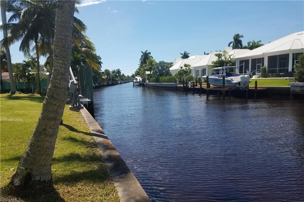 930 18th Ave S, Naples, FL 34102 Photo