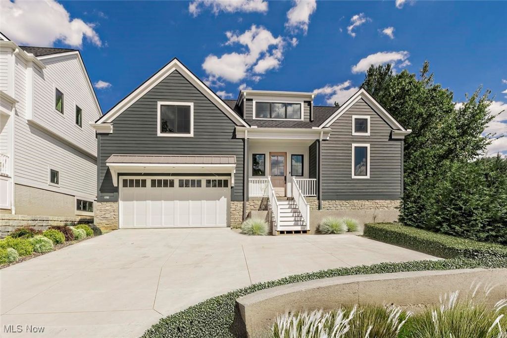 225 S Main Street, Chagrin Falls, OH 44022 Main Photo