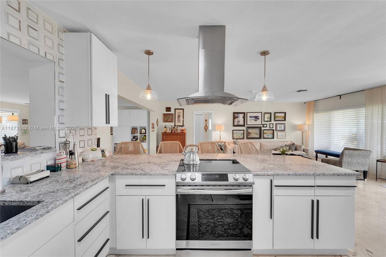 1431 S Ocean Blvd #11, Lauderdale by the Sea, FL 33062 Photo