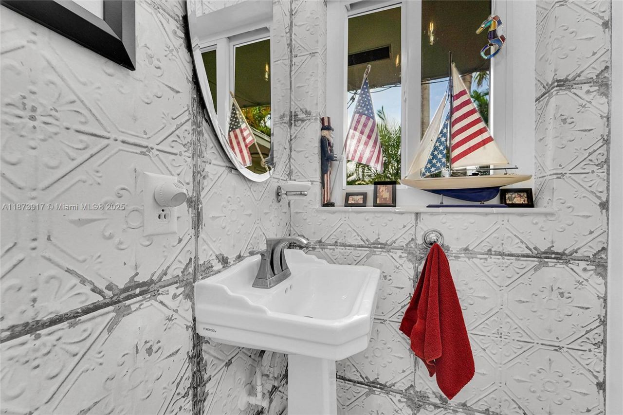 1431 S Ocean Blvd #11, Lauderdale by the Sea, FL 33062 Photo