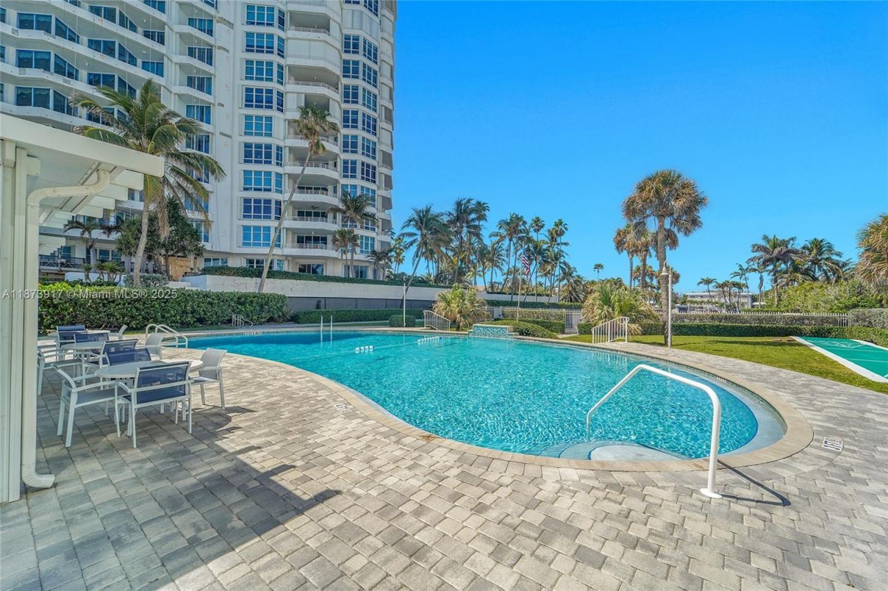 1431 S Ocean Blvd #11, Lauderdale by the Sea, FL 33062 Photo
