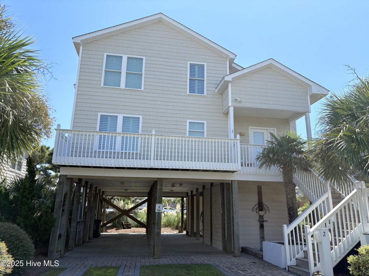 2 Oleander Lane, Ocean Isle Beach, NC 28469 Main Photo