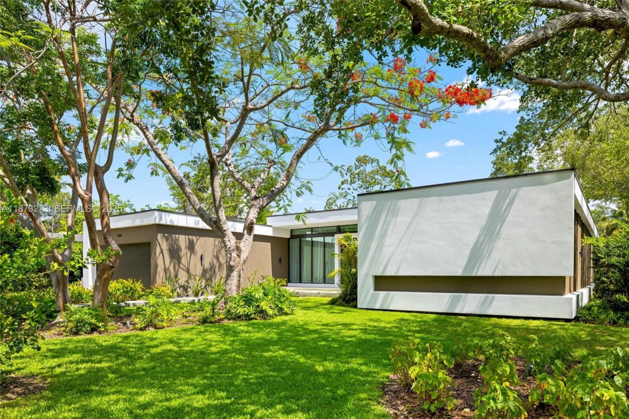 12100 SW 79th Ave, Pinecrest, FL 33156 Photo