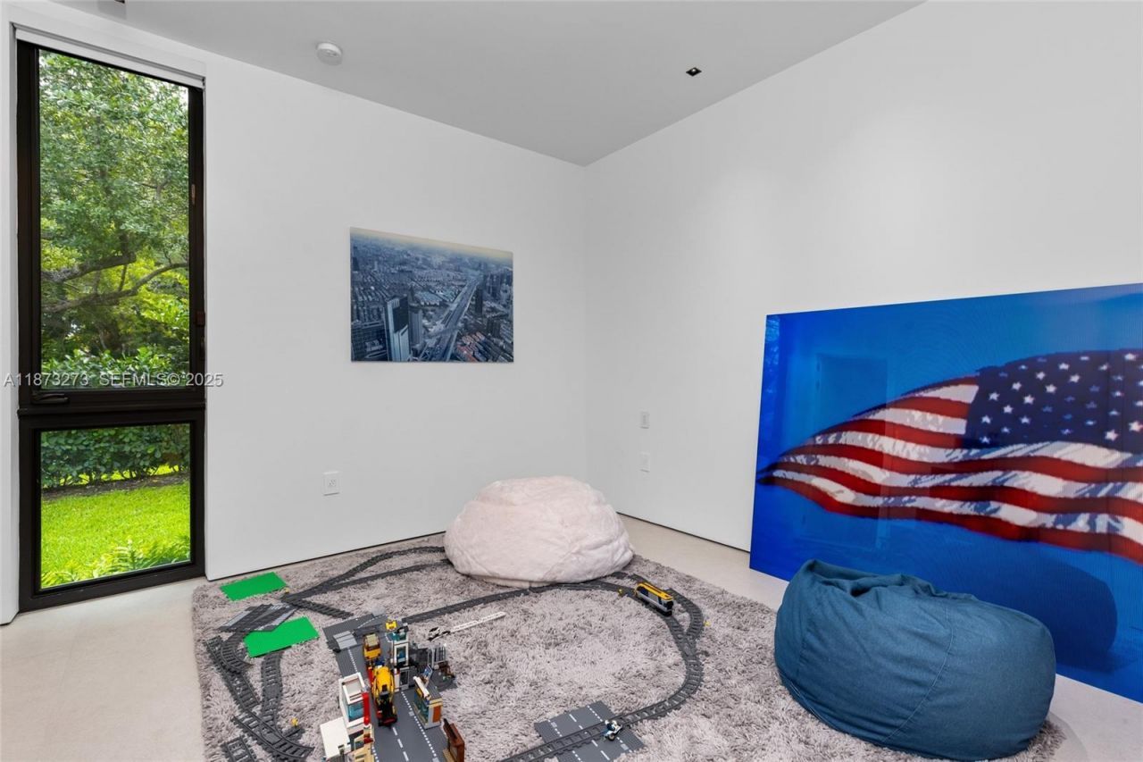 12100 SW 79th Ave, Pinecrest, FL 33156 Photo