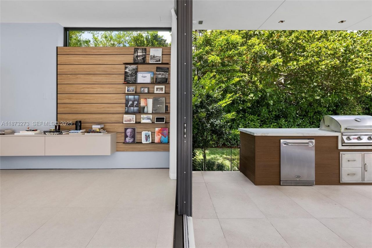 12100 SW 79th Ave, Pinecrest, FL 33156 Photo