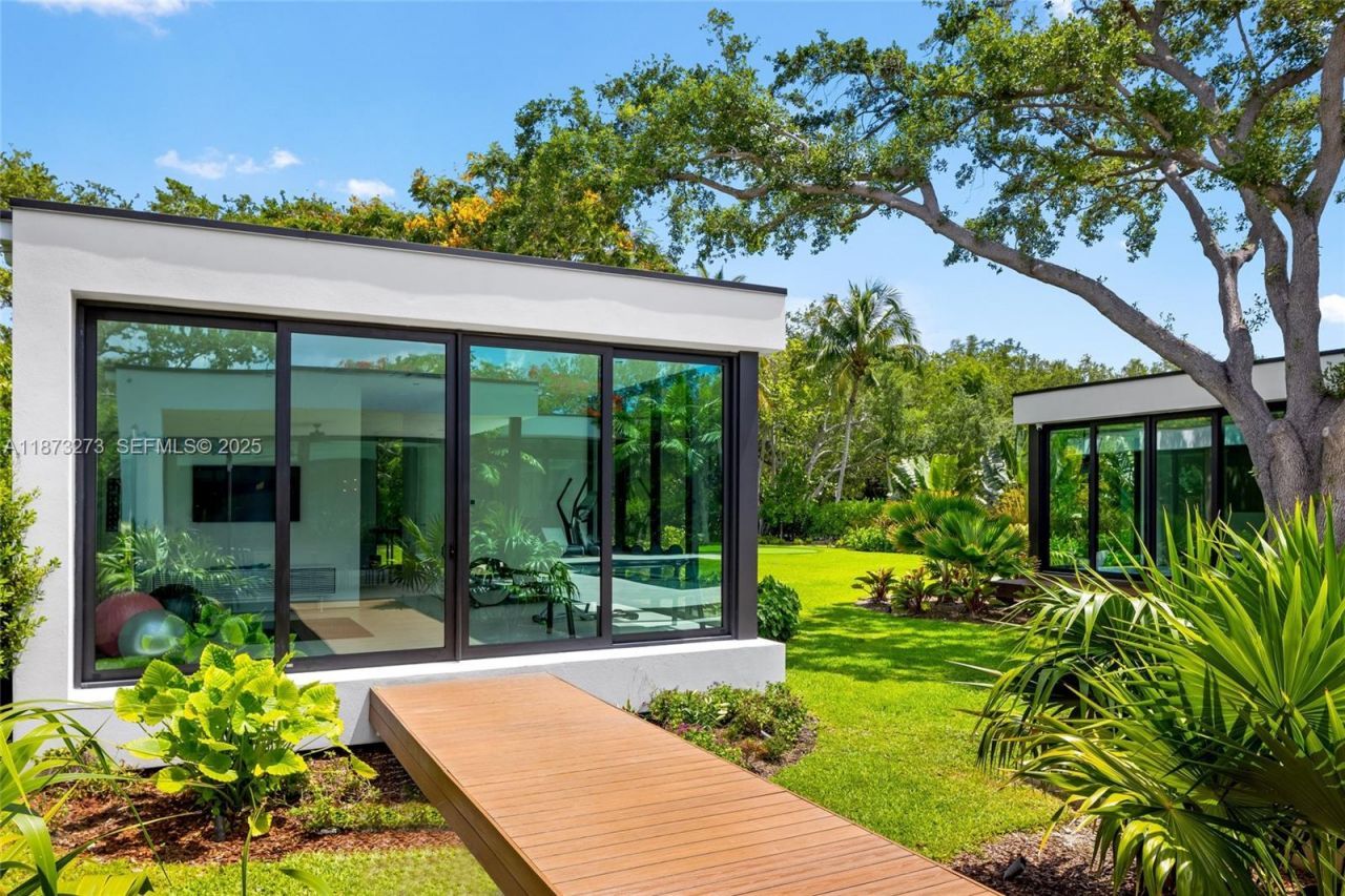 12100 SW 79th Ave, Pinecrest, FL 33156 Photo