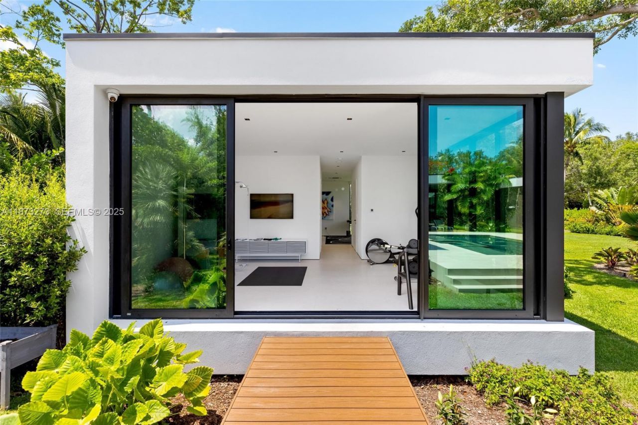 12100 SW 79th Ave, Pinecrest, FL 33156 Photo