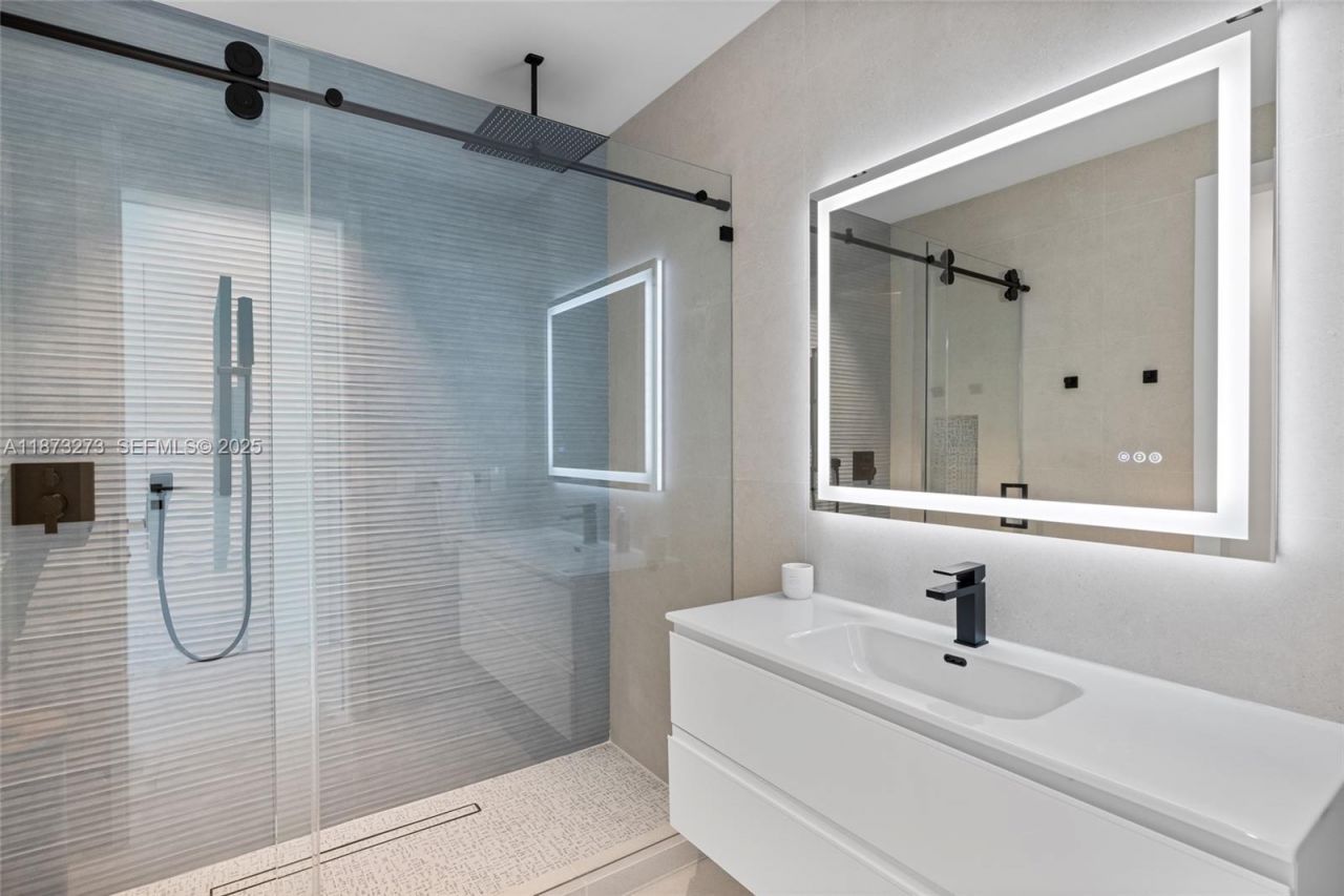 12100 SW 79th Ave, Pinecrest, FL 33156 Photo