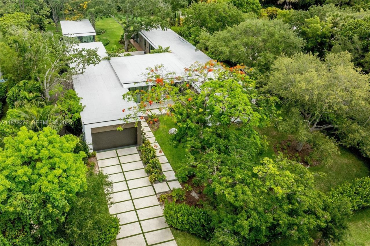 12100 SW 79th Ave, Pinecrest, FL 33156 Photo