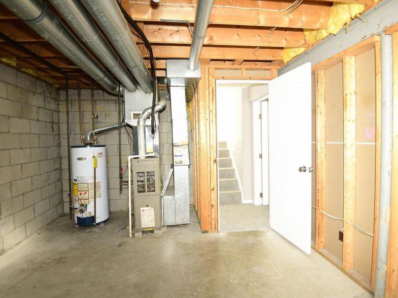 2730 Raphael Drive, Columbus, OH 43232 Photo 14