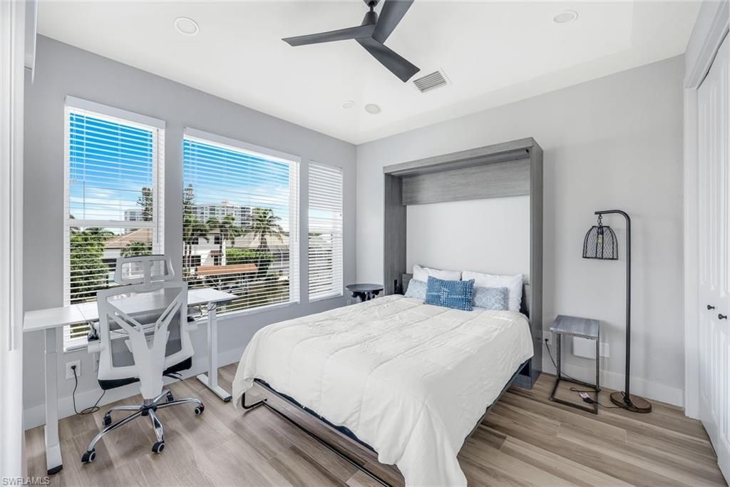 155 Heron Ave, Naples, FL 34108 Photo