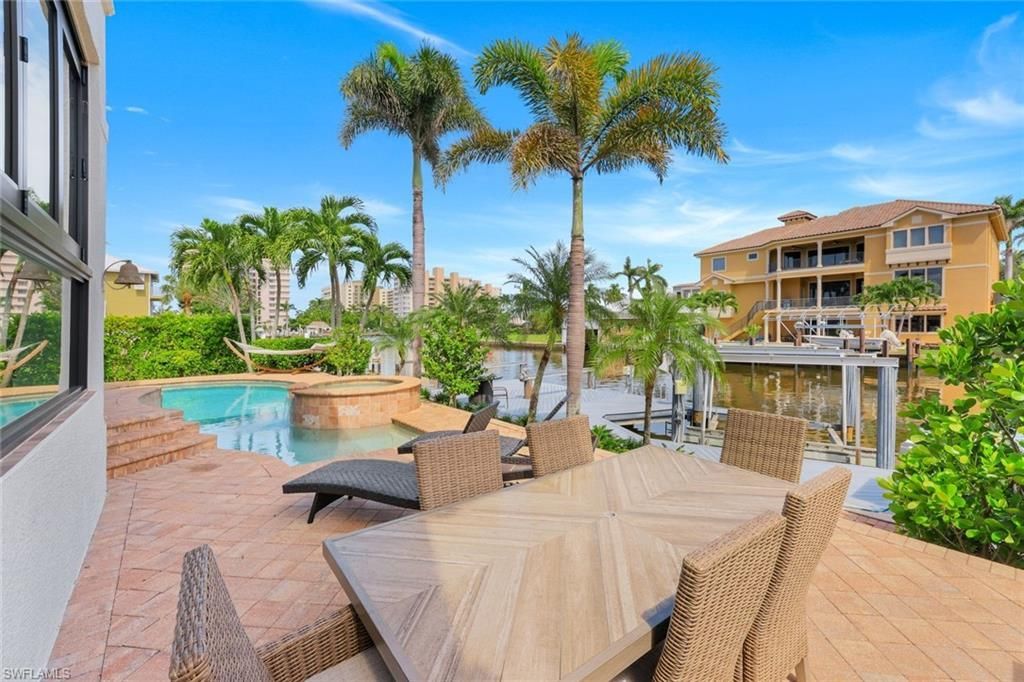 155 Heron Ave, Naples, FL 34108 Photo