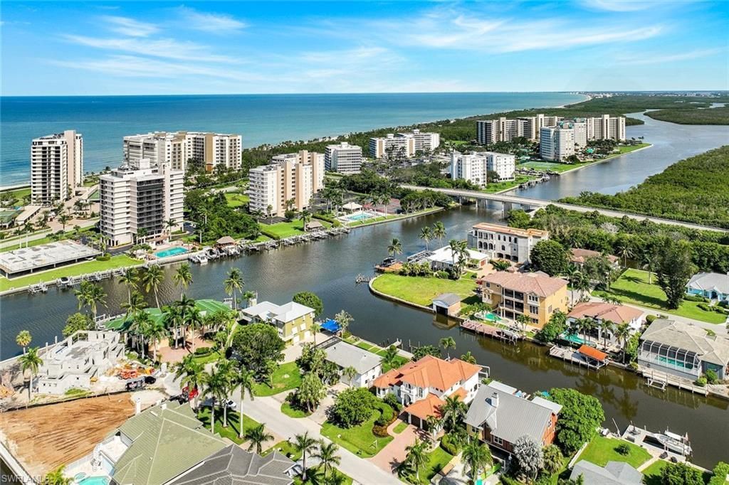 155 Heron Ave, Naples, FL 34108 Photo