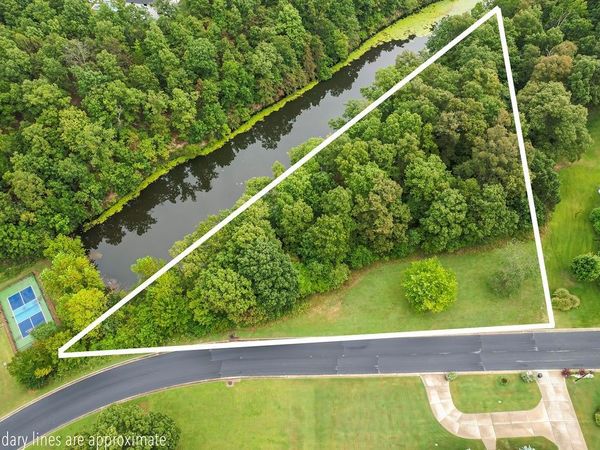 4101 N Dogwood Canyon Loop, Fayetteville, AR 72704