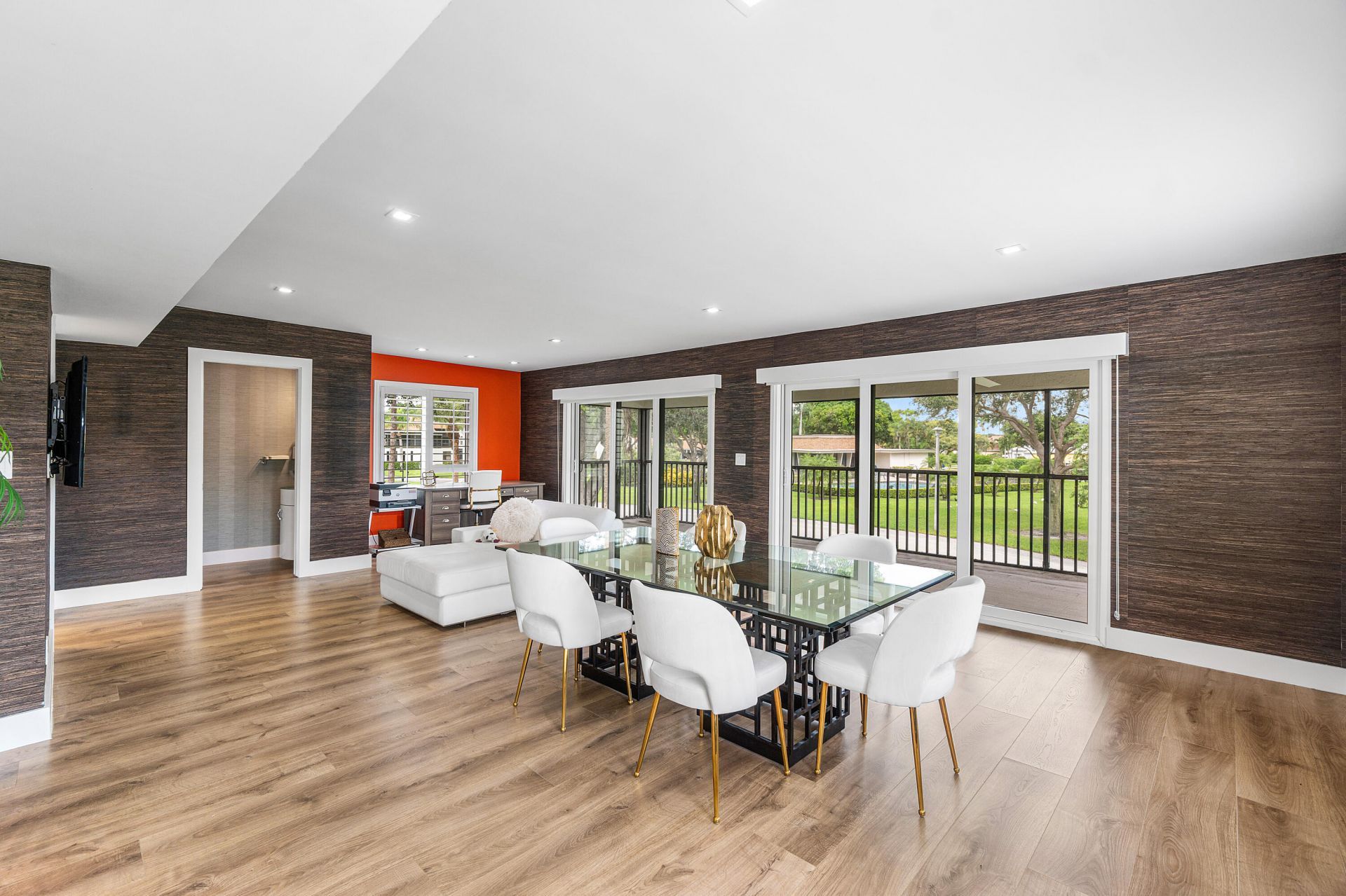 830 Greensward Court, Unit 214-H, Delray Beach, FL 33445 Photo