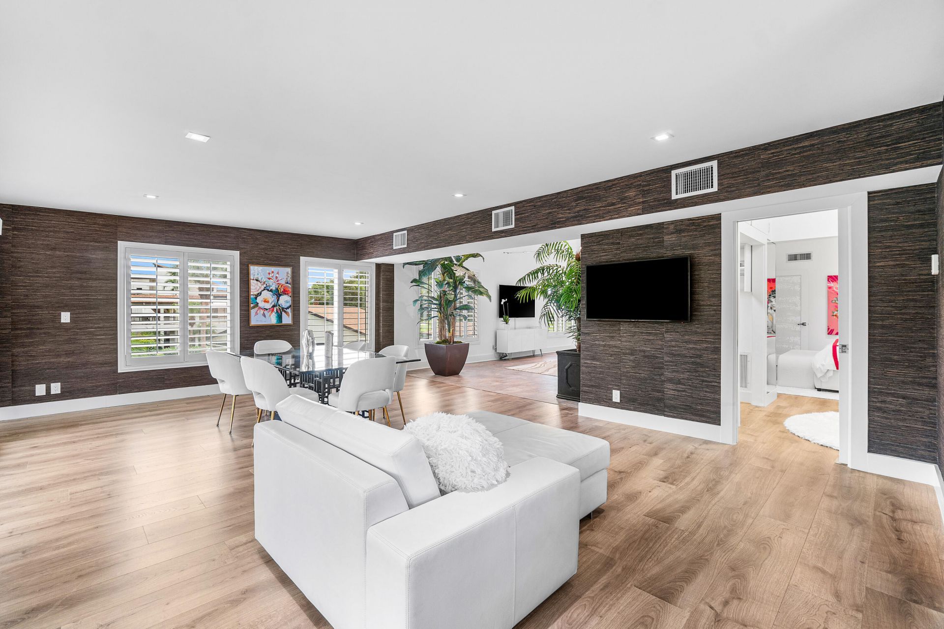 830 Greensward Court, Unit 214-H, Delray Beach, FL 33445 Photo