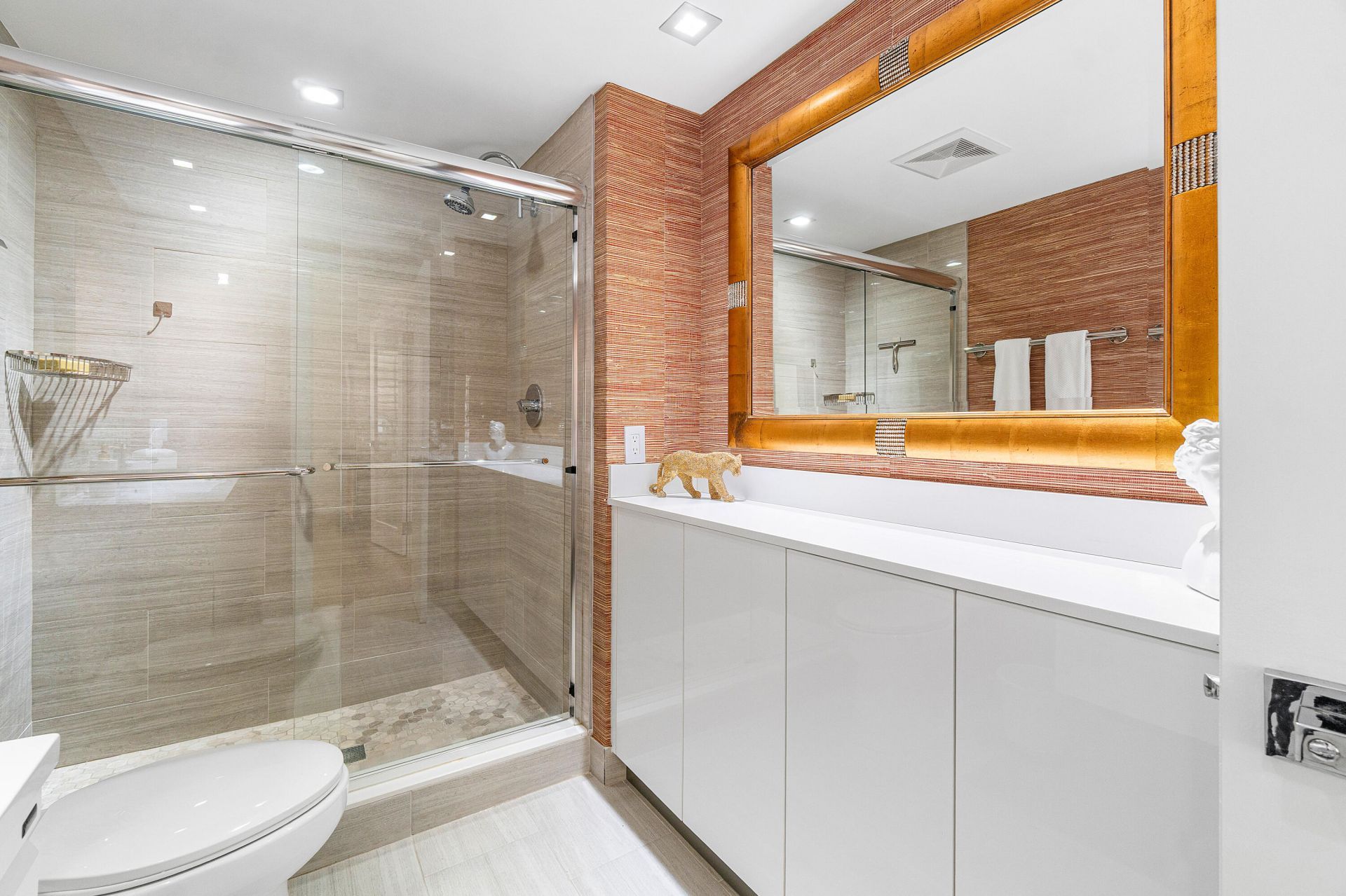 830 Greensward Court, Unit 214-H, Delray Beach, FL 33445 Photo