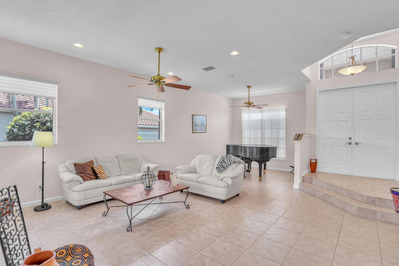 6674 Jog Palm Drive, Boynton Beach, FL 33437 Photo