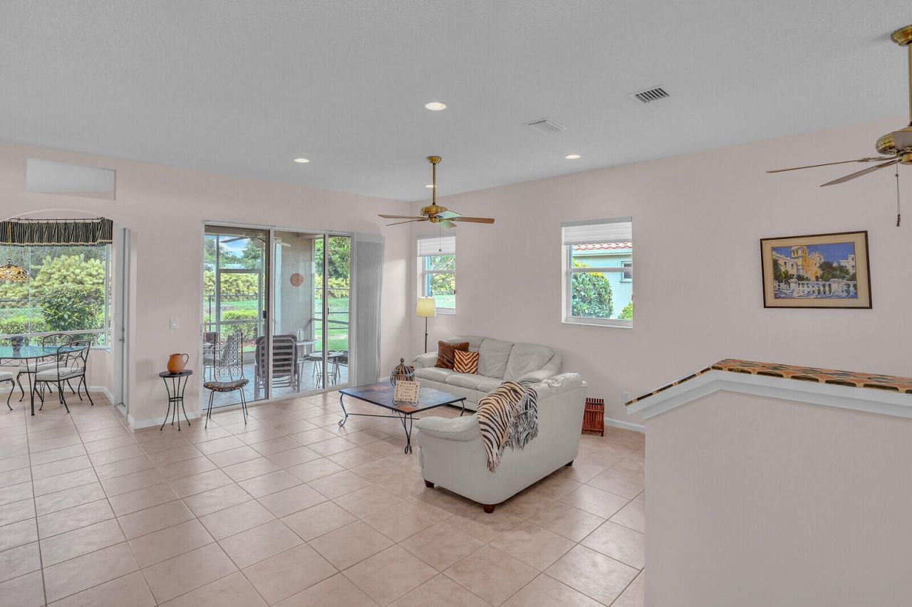 6674 Jog Palm Drive, Boynton Beach, FL 33437 Photo