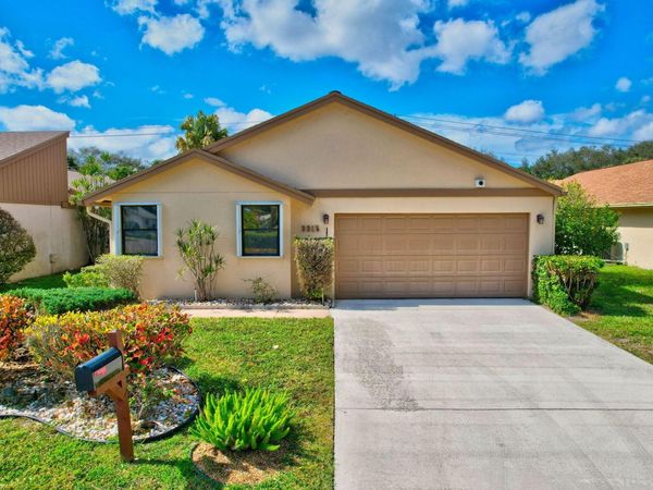 3215 NW 12th Street, Delray Beach, FL 33445