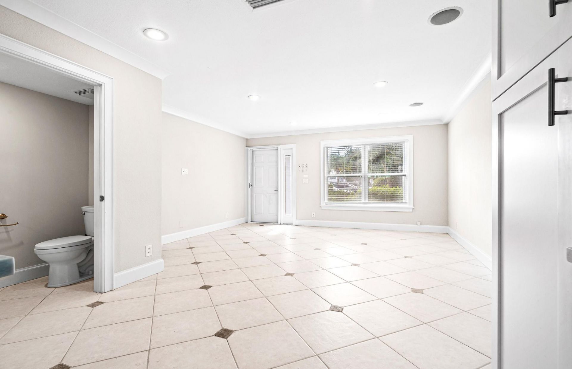 1917 NE 3rd Street, Unit 113, Deerfield Beach, FL 33441 Photo