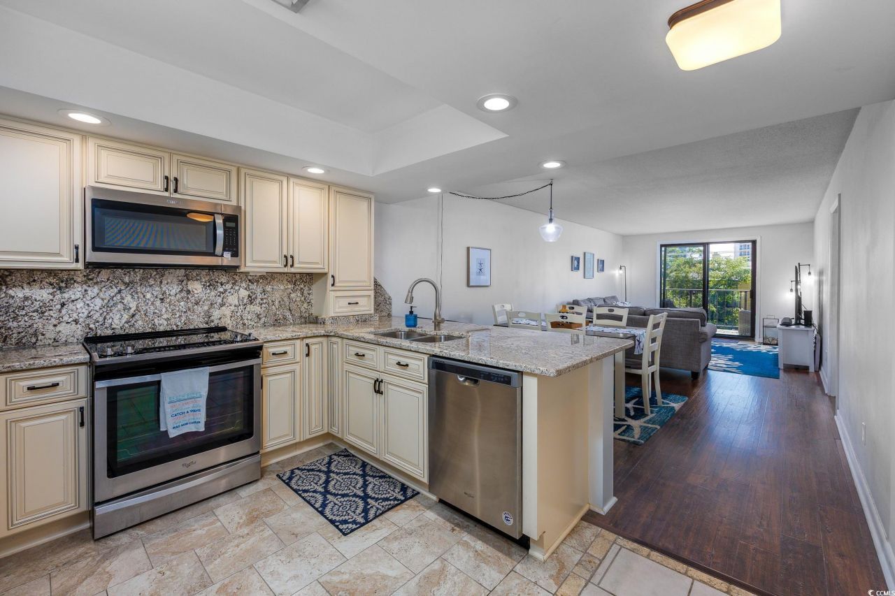 7601 N Ocean Blvd. Photo 5