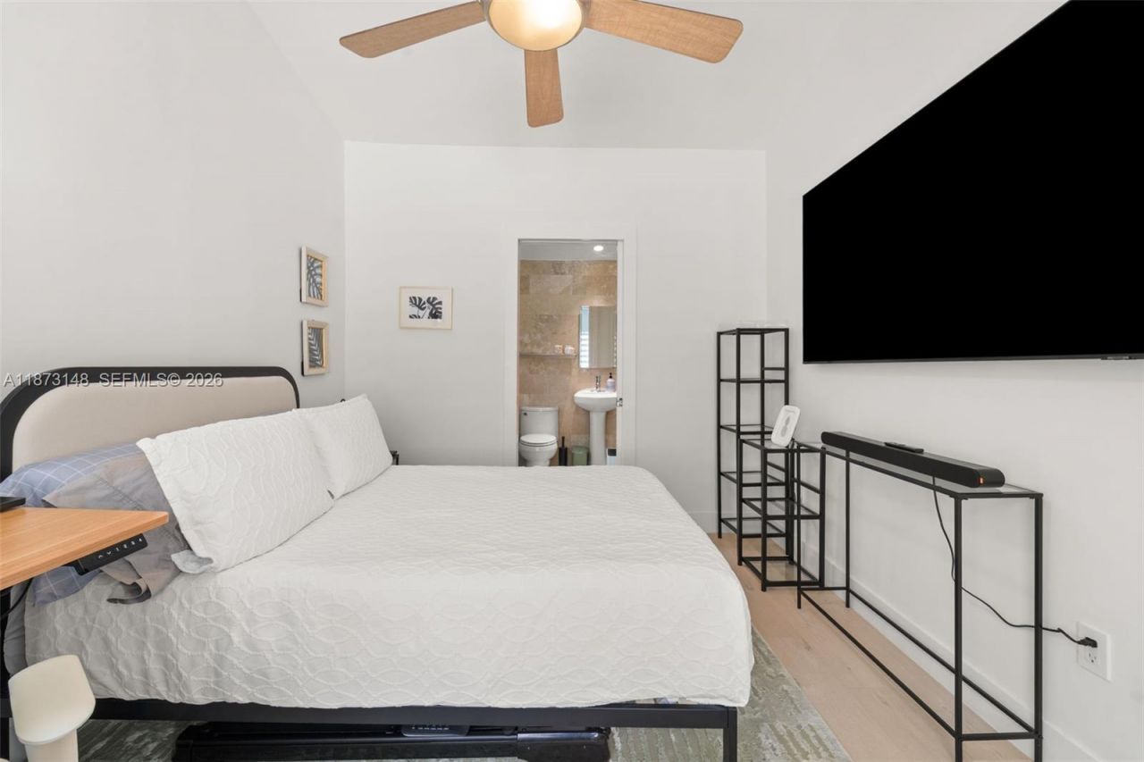 5 NW 107th St, Miami Shores, FL 33168 Photo