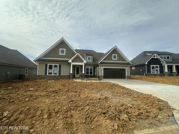 1529 Linden Leaf Lane, Knoxville, TN 37922