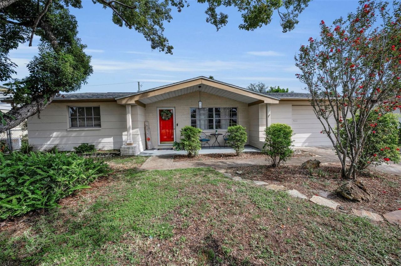 5545 Casino Drive, Holiday, FL 34690 Main Photo