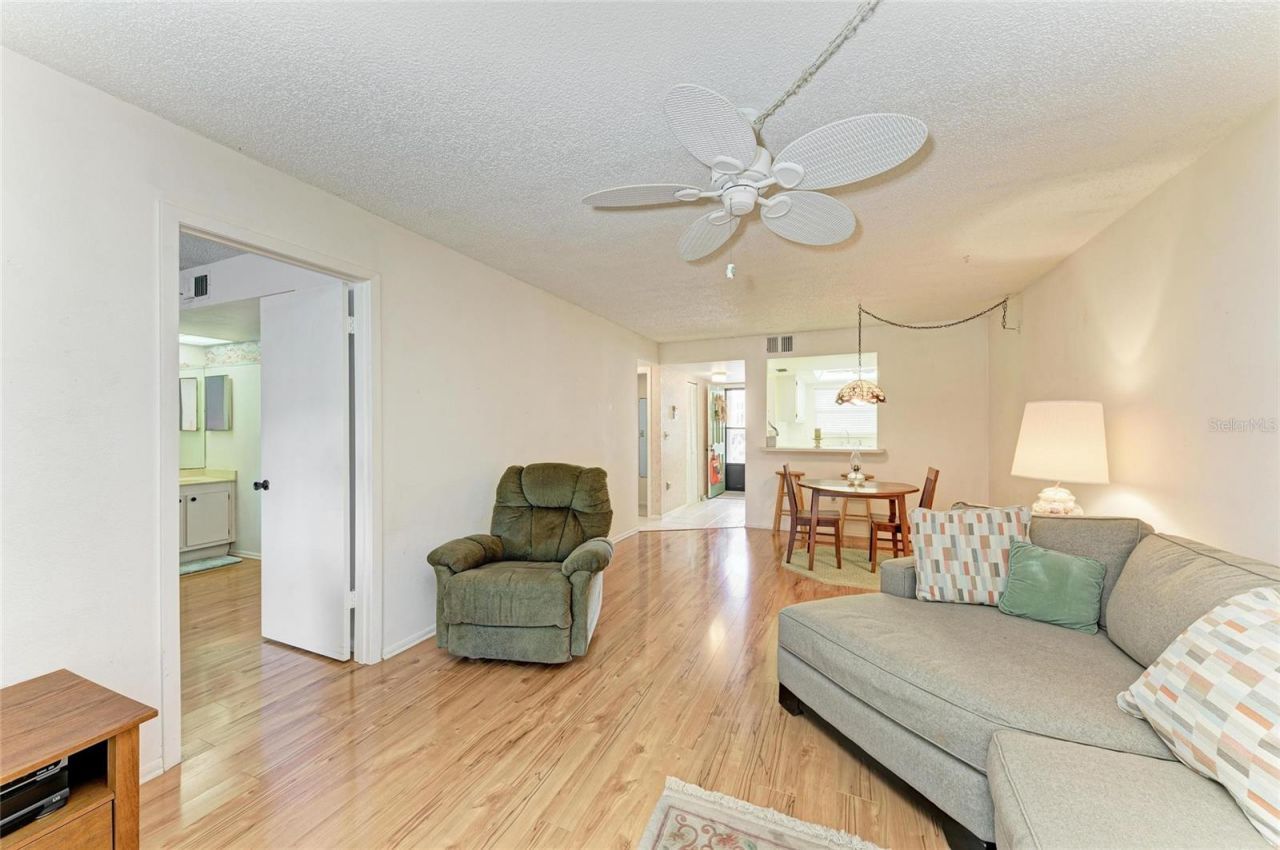 6030 7th Avenue W, Unit 6030, Bradenton, FL 34209 Photo