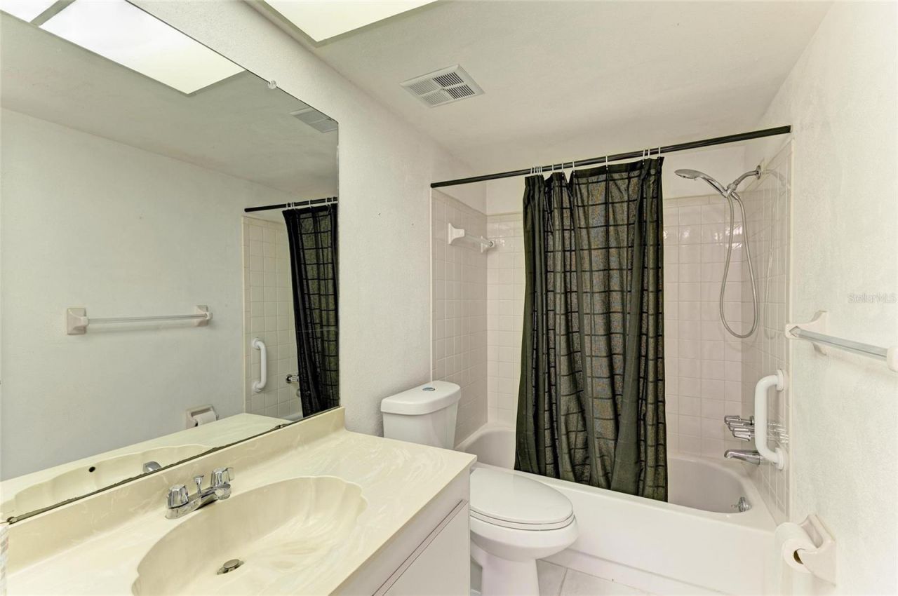 6030 7th Avenue W, Unit 6030, Bradenton, FL 34209 Photo