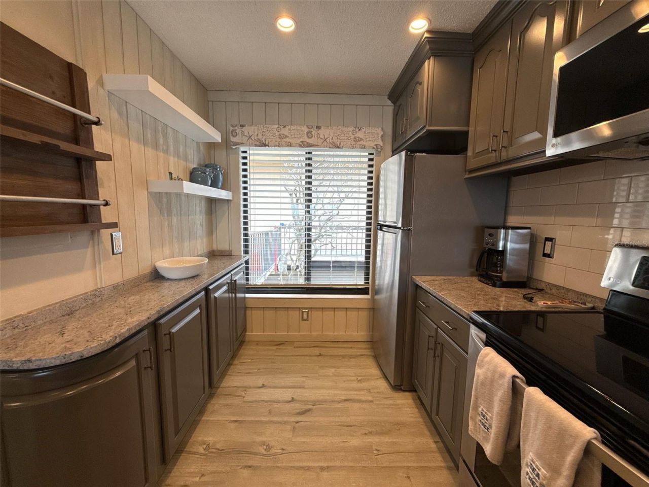 6158 Palma Del Mar Boulevard S, Unit 205, Saint Petersburg, FL 33715 Photo