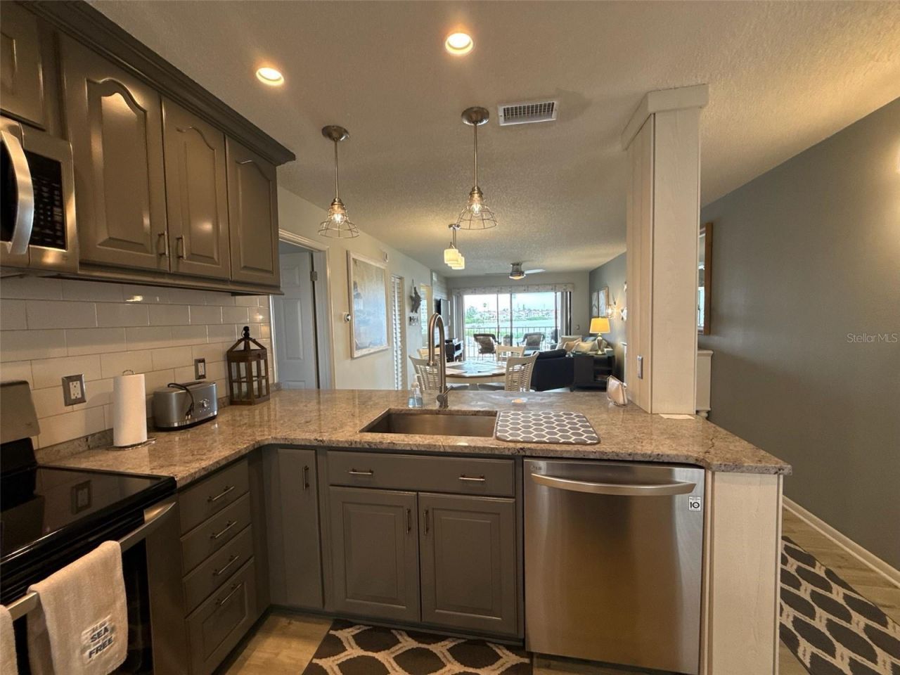 6158 Palma Del Mar Boulevard S, Unit 205, Saint Petersburg, FL 33715 Photo