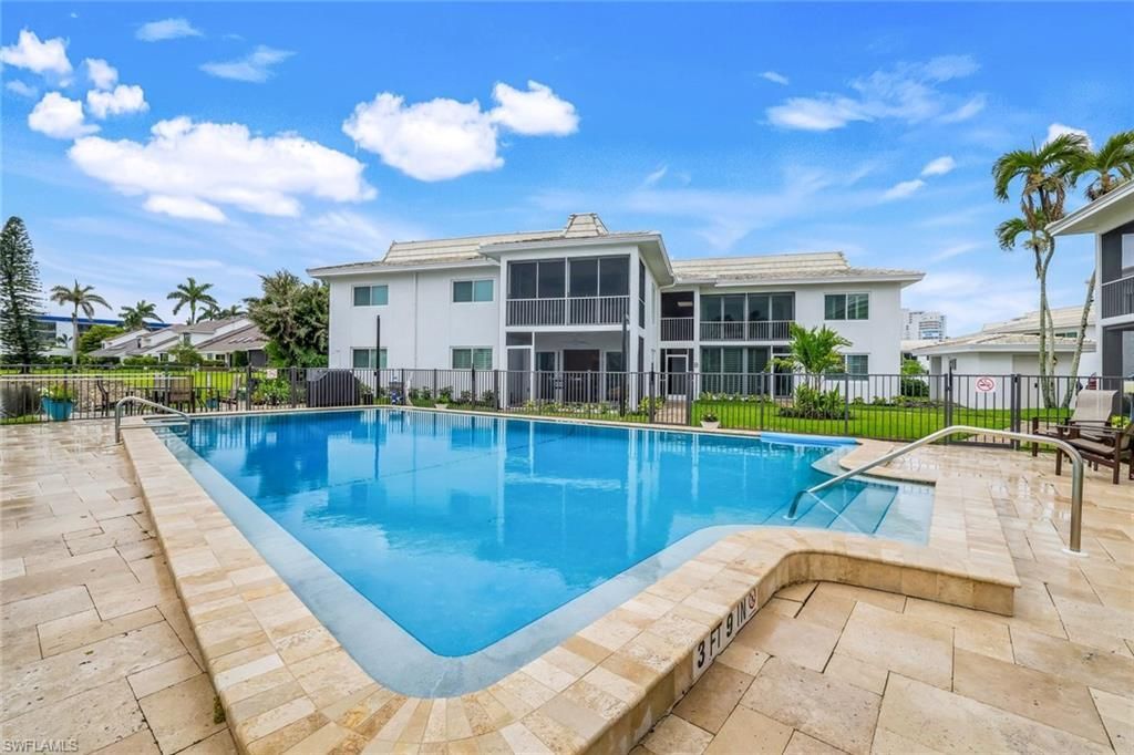 4150 Crayton Rd, Unit B2, Naples, FL 34103 Photo